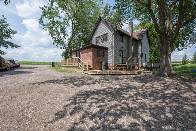 N1884 County Road D, Fort Atkinson, WI 53538