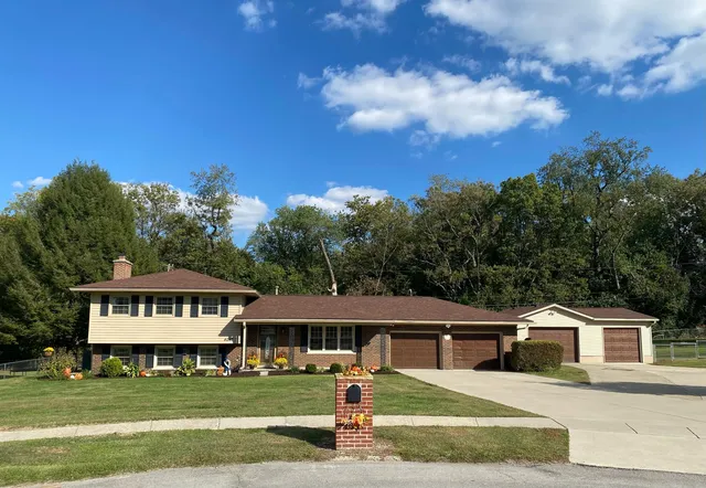 4042 Longford Ct, Lexington, KY 40516