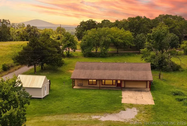 23377 Shoup Rd, Cameron, OK 74932