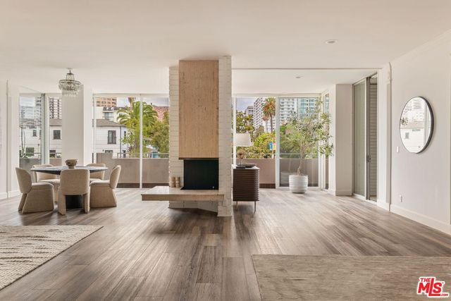 1333 S  Beverly Glen Blvd #405, Los Angeles, CA 90024