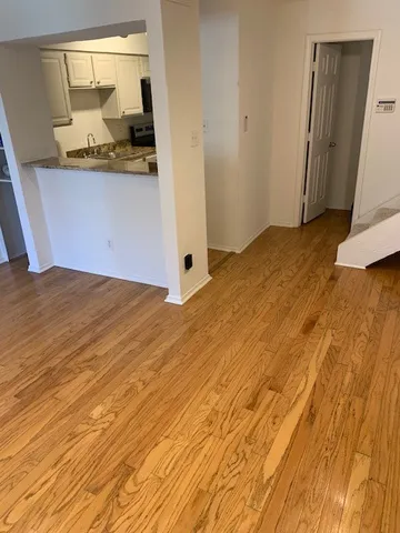 5757 E  University Blvd #27-Y, Dallas, TX 75206