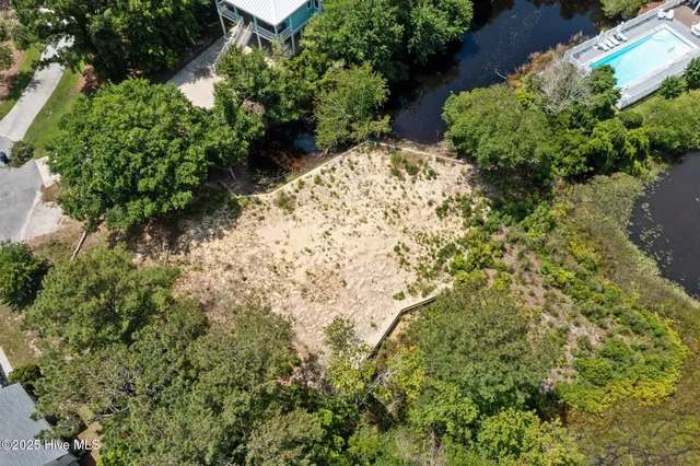 302 Friendship Court, Emerald Isle, NC 28594
