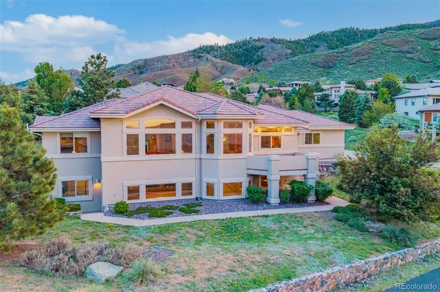 11164 W Yucca, Littleton, CO 80125