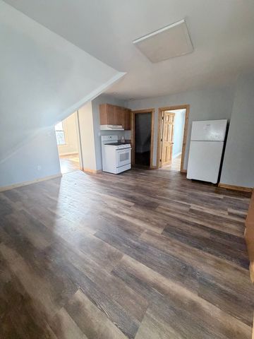 251 Fairview St #3, New Britain, CT 06051