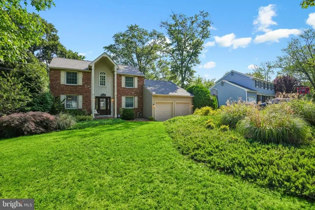 1709 Lark Ln, Cherry Hill, NJ 08003