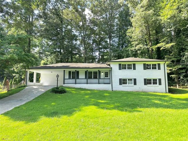 210 Suburban Dr NE, Kennesaw, GA 30144
