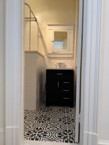 1101 L St NW #306, Washington, DC 20005