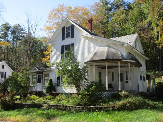 52 Orchard Street, Norway, ME 04268