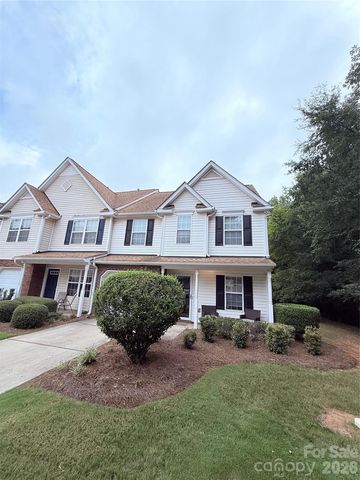 11319 Morgan Valley Ln, Charlotte, NC 28270