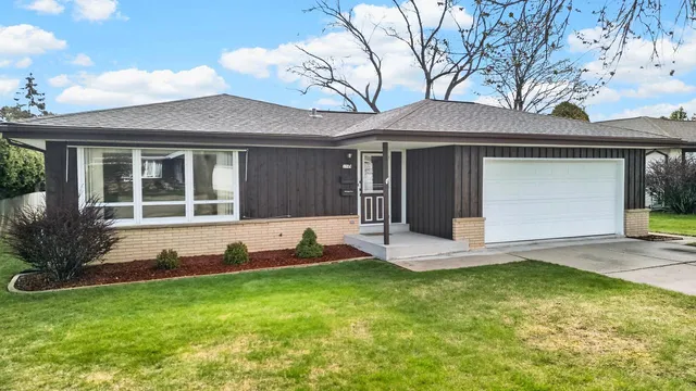 2749 N 31st PLACE, Sheboygan, WI 53083