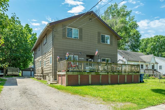 1439 Henderson Ave, Des Moines, IA 50316