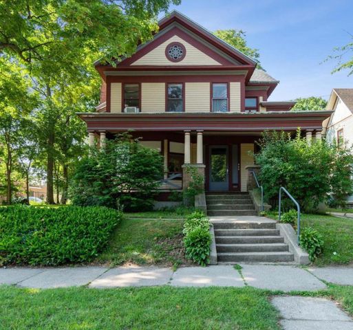 520 Crescent St   NE #2, Grand Rapids, MI 49503