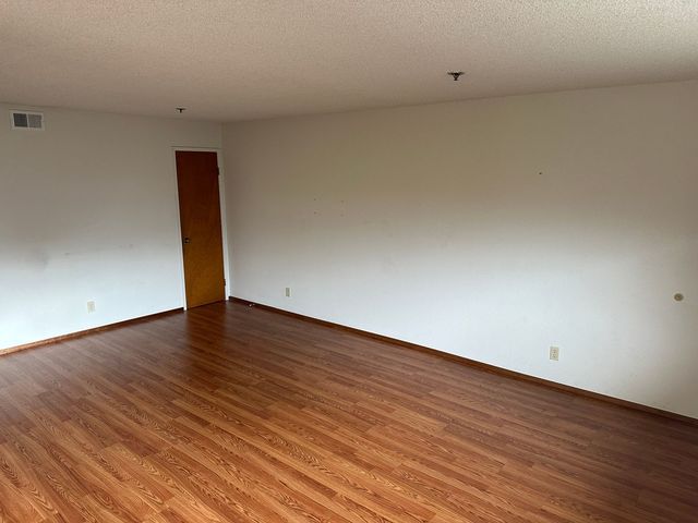 3 Lewis Ave #3, South San Francisco, CA 94080