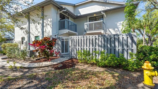 17452 Silver Fox Dr #D, Fort Myers, FL 33908
