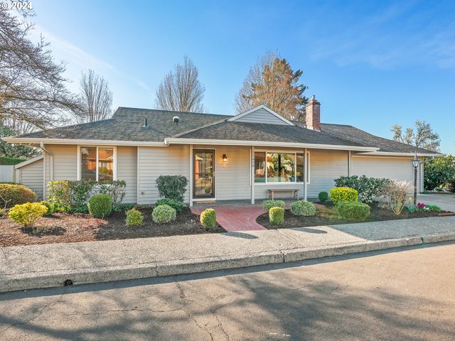 15650 SW Old Orchard Pl, Tigard, OR 97224