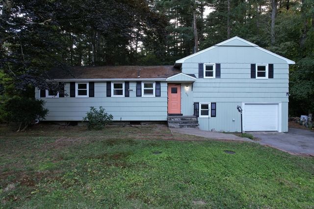 438 Maquan St, Hanson, MA 02341