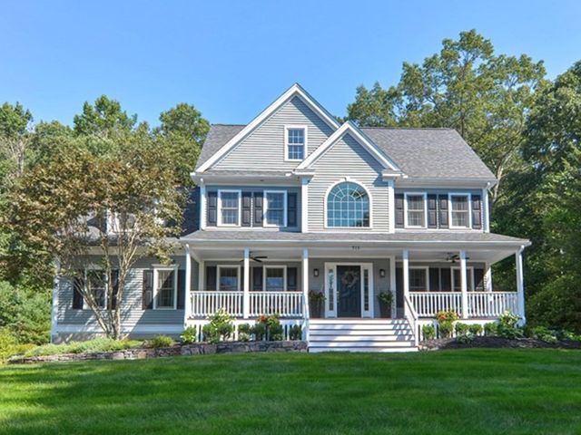 513 Taylor Rd, Stow, MA 01775