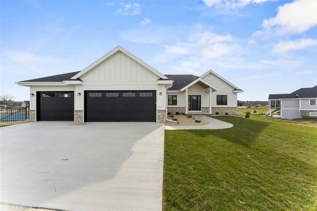 4137 Hanover Drive, Deforest, WI 53532
