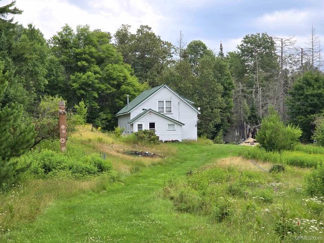 27208 County Road 601, Champion, MI 49814