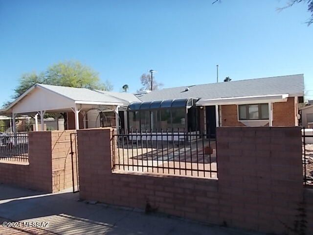 6442 E  Scarlett St, Tucson, AZ 85710