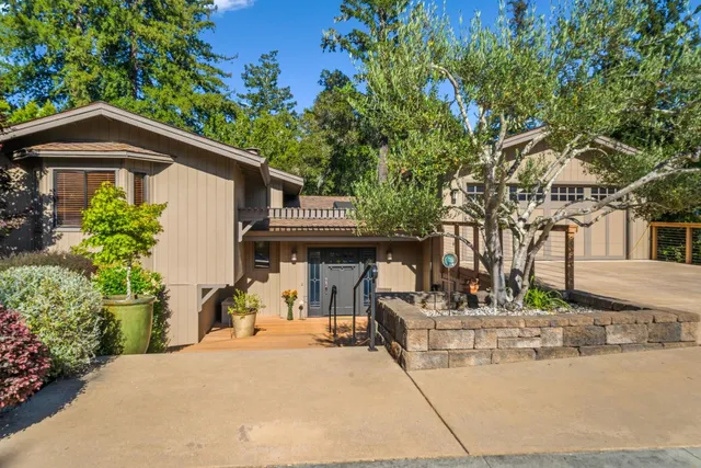 404 Esmeralda Dr, Santa Cruz, CA 95060