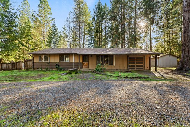 8989 W  Evans Creek Rd, Rogue River, OR 97537