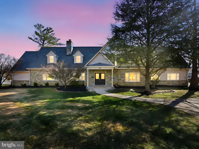 3501 Perry St, Fairfax, VA 22030