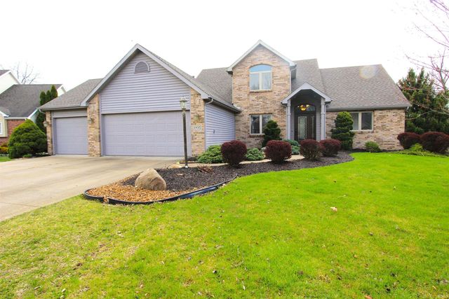 1935 Winding Creek Ln, Fort Wayne, IN 46804