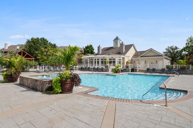 3200 Todds Rd #1716, Lexington, KY 40509