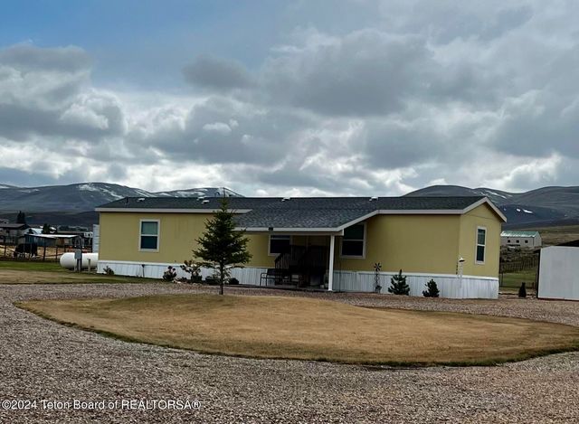 1252 County Road 207, Cokeville, WY 83114