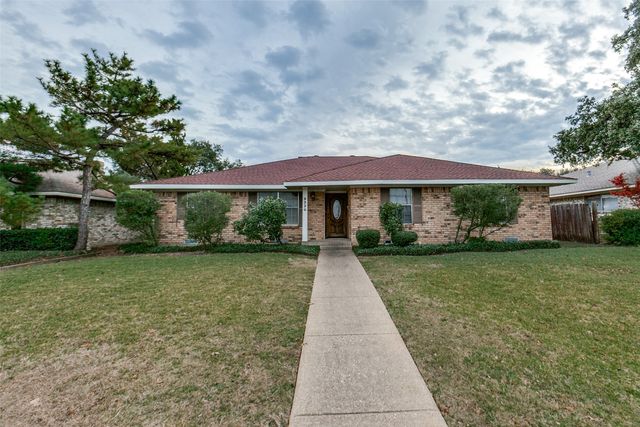 9320 Whitehurst Dr, Dallas, TX 75243