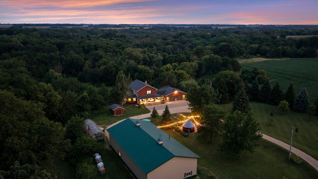 29173 Le Sueur Creek Rd, Le Sueur, MN 56058
