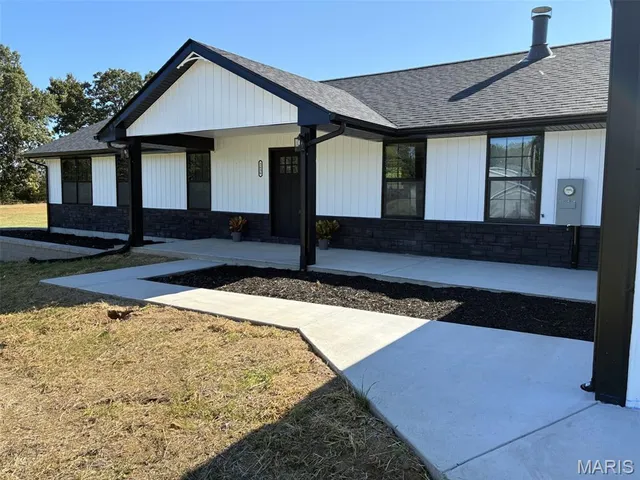2656 Cynthia Ct, Farmington, MO 63640