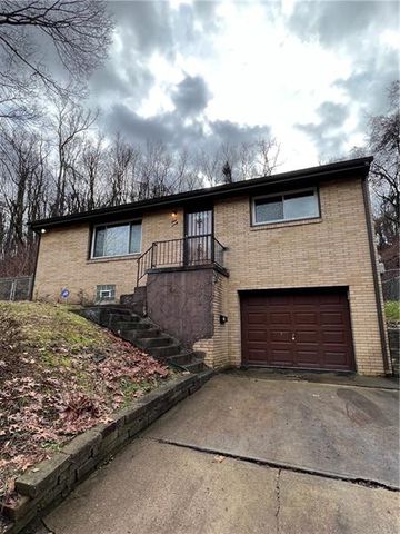 920 Parkwood Rd, Pittsburgh, PA 15210