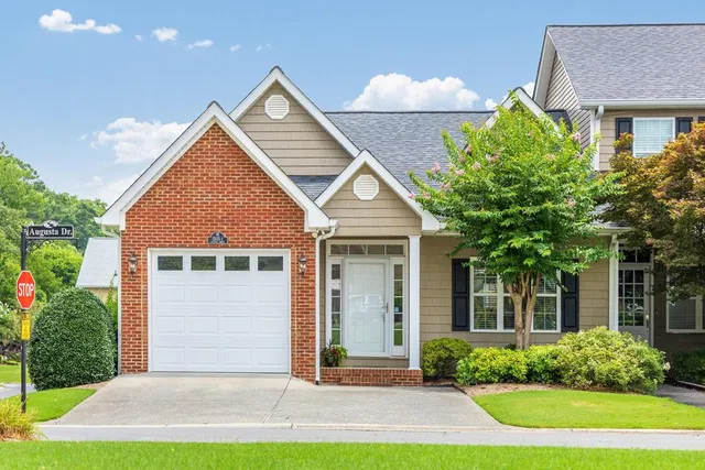 1505 Augusta Dr, Dalton, GA 30721