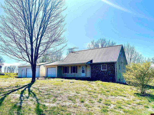 682 County Road 720, Gassville, AR 72635