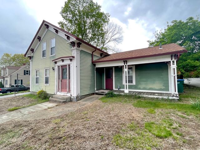 20 West St, Millville, MA 01529