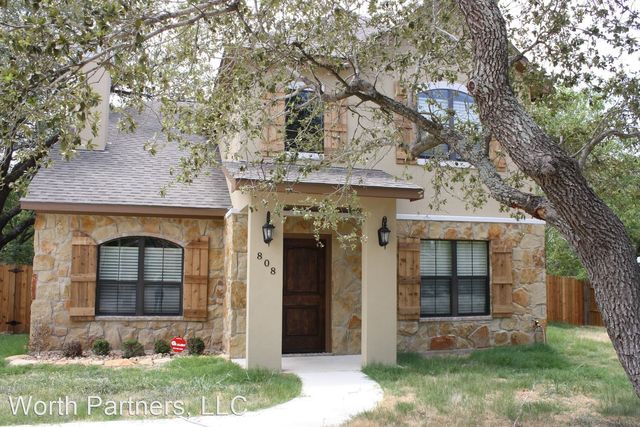 808 Welsh Ave, College Station, TX 77840
