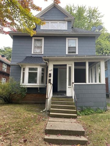 529 Parsells Ave, Rochester, NY 14609