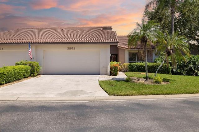 3862 WILSHIRE CIRCLE W #107, Sarasota, FL 34238