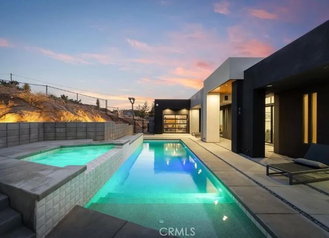 8175 Fox Trl, Yucca Valley, CA 92284