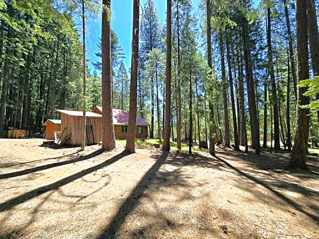 836 Ulrich Rd, Prospect, OR 97536
