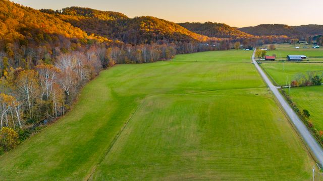 1037 Big Salt Lick Rd, Salt Lick, KY 40371
