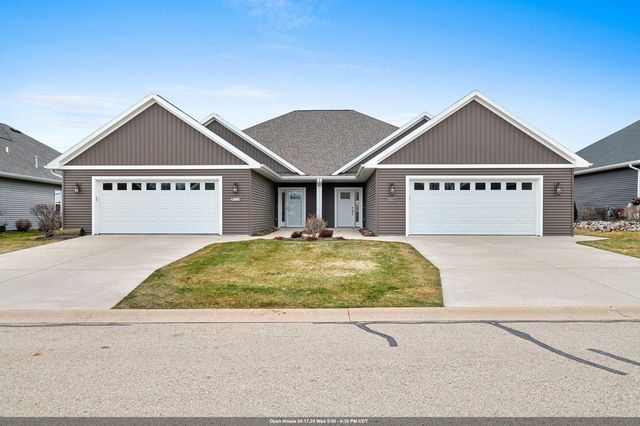 2022 Wisteria Cir #1, Suamico, WI 54313