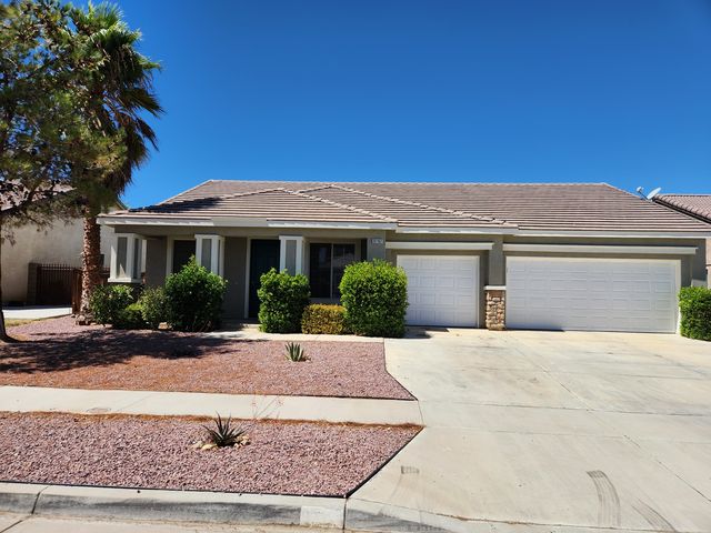9192 Goldenseal Ct, Hesperia, CA 92344
