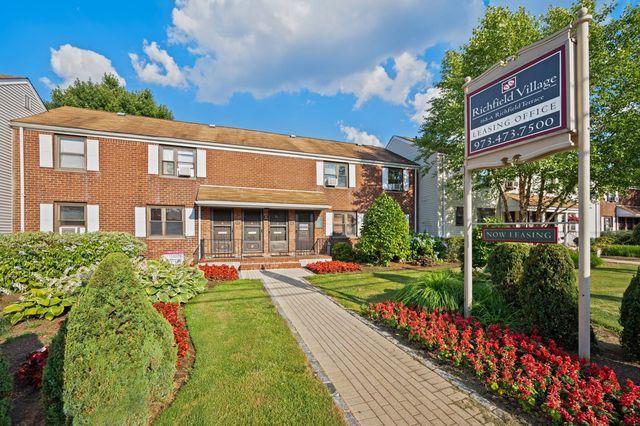 168 Richfield Ter  #cb353d012, Clifton, NJ 07012