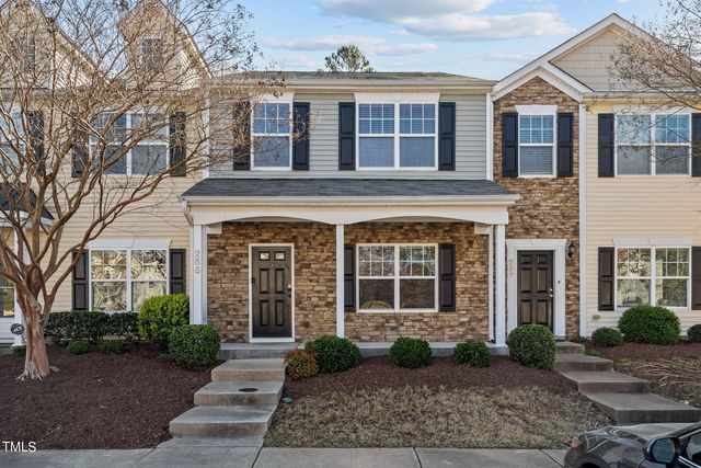 255 Hampshire Downs Dr, Morrisville, NC 27560