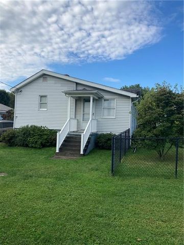 131 Front St, Blairsville, PA 15717