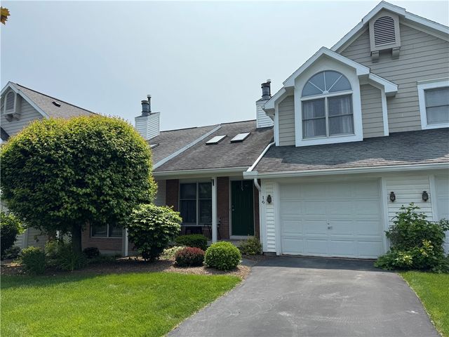 16 Great Meadow Cir, Rochester, NY 14623