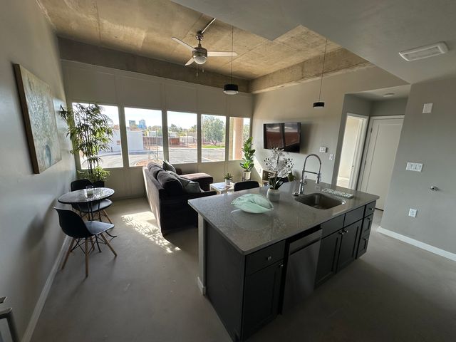 1150 N  7th Ave #1201, Tucson, AZ 85705